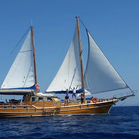 Båthotell Amazing Blue Voyage *